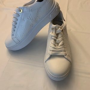 Louis Vuitton-Time Out Sneaker